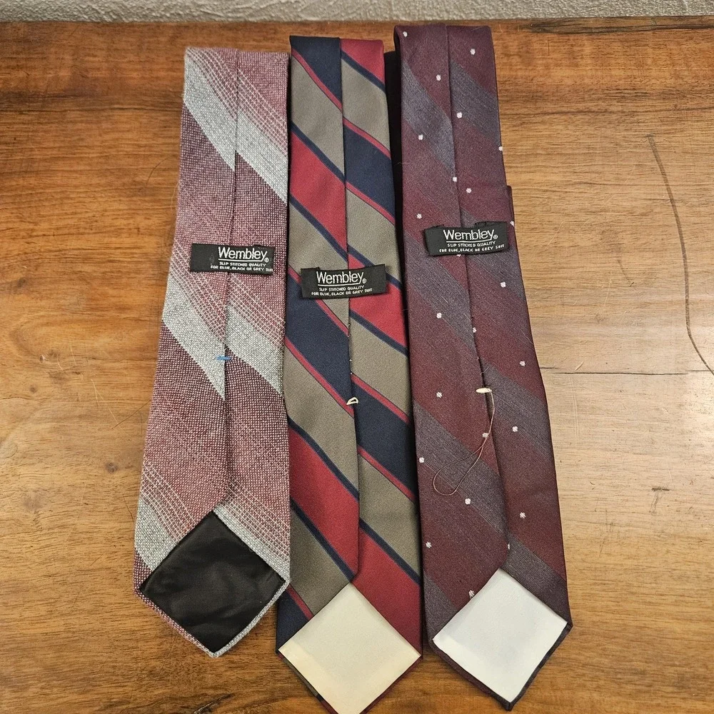 Vintage‎ Men's Ties Lot Of 3 Red Striped Wembley Polyester Silk Preppy